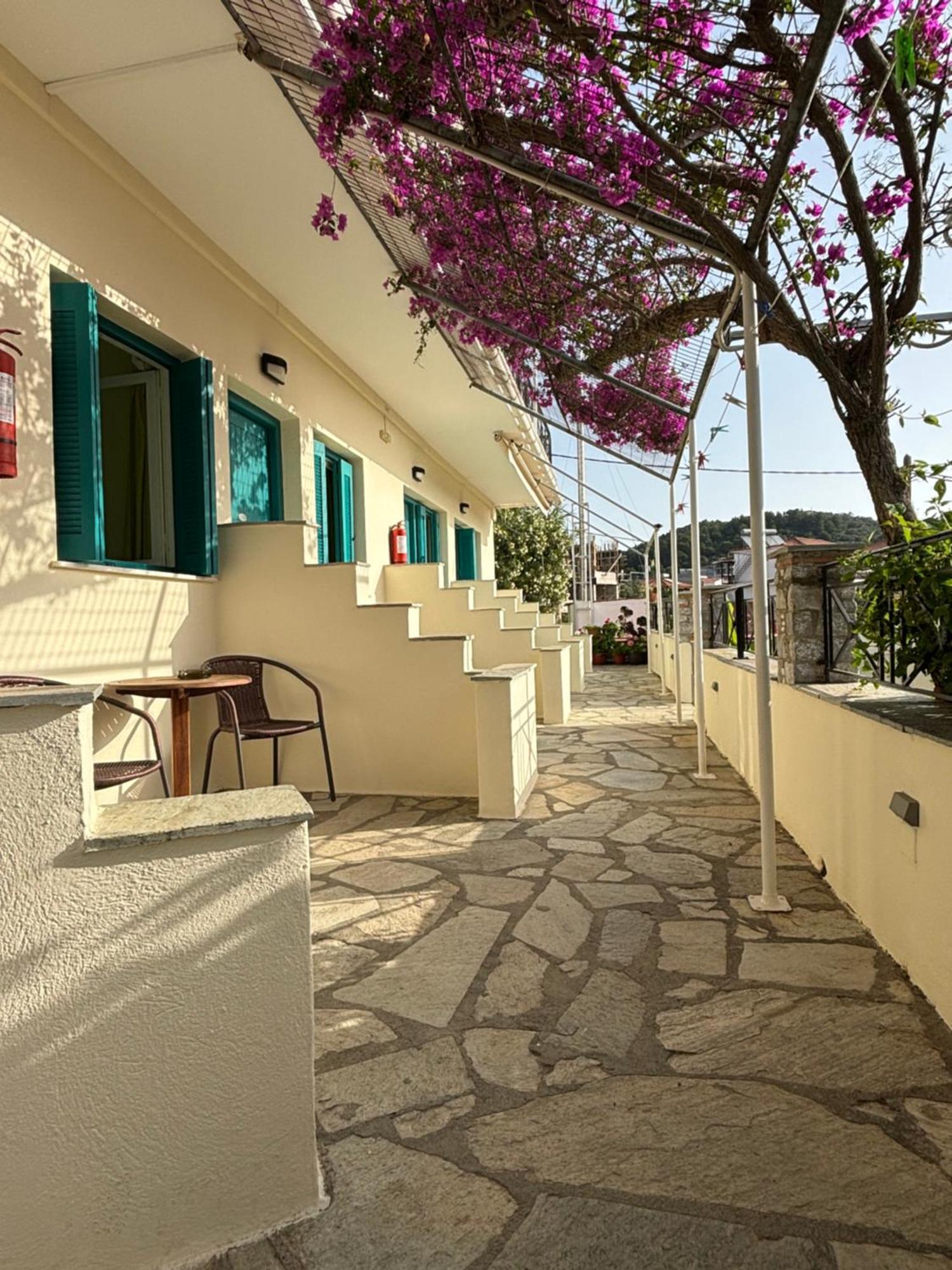 Angeliki Beach Hotel Мегали Амос Екстериор снимка