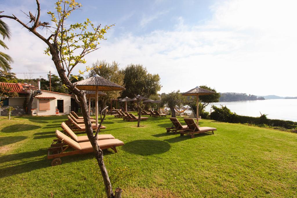 Angeliki Beach Hotel Мегали Амос Екстериор снимка