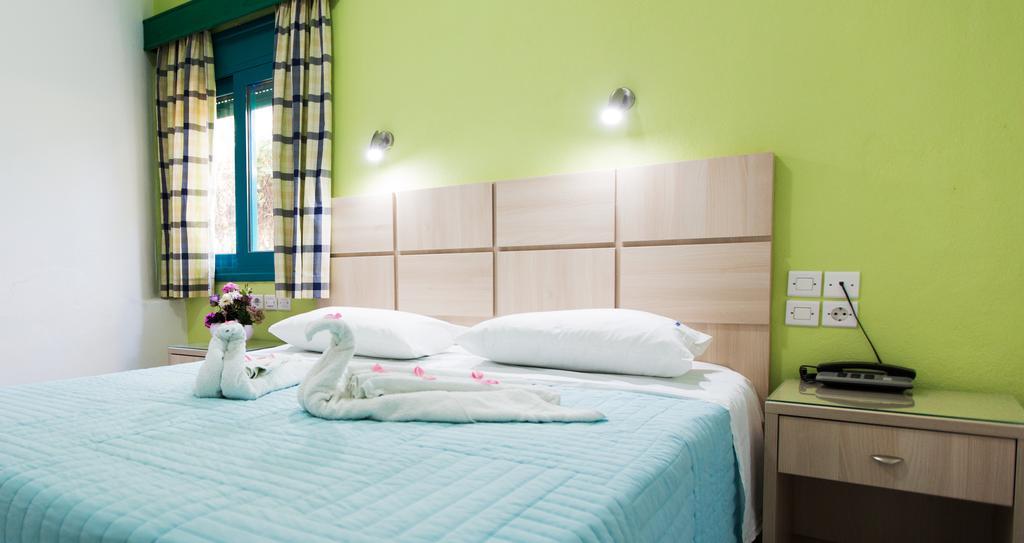 Angeliki Beach Hotel Мегали Амос Екстериор снимка